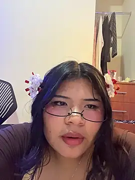 Cannella_0 - Aceite en las tetas