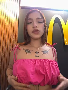 Sophie_valencia - DOMI INSIDE PUSSY IN PUBLIC+CUM+TOPLES