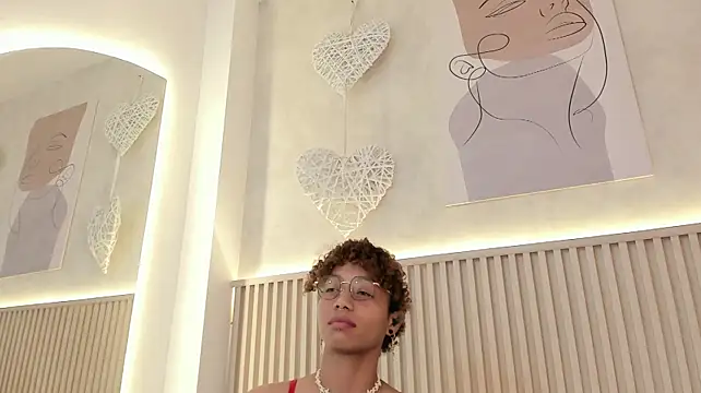 Daiana_curly - Sensual dance for me