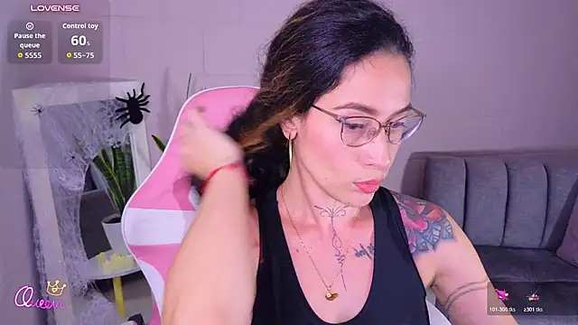 Bella__Rose1 - Toy in pussy♥️ Show ur amaizing ass♥️