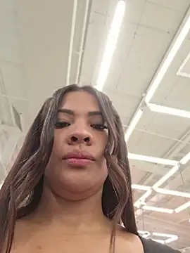 Ahsly_Duque - Flash tips in public