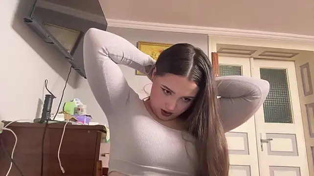 BrandonGwalthney - Soft lip bite 😳