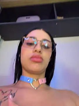 AlannaEvons - Tits Out + Spank 🍒😈