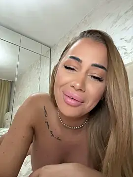 KirstieVegas