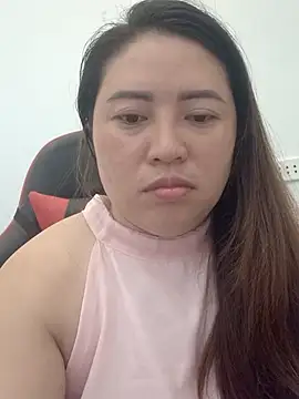 Yun_2006 - Giúp đỡ Em mùa hè nóng nực em cần ly tà