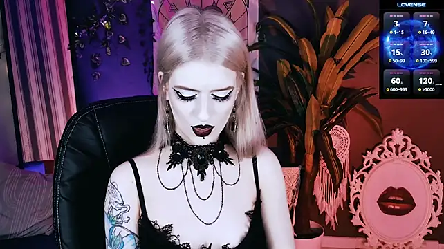 Noah_ElmerX - Help a lady to get in mood & show breast