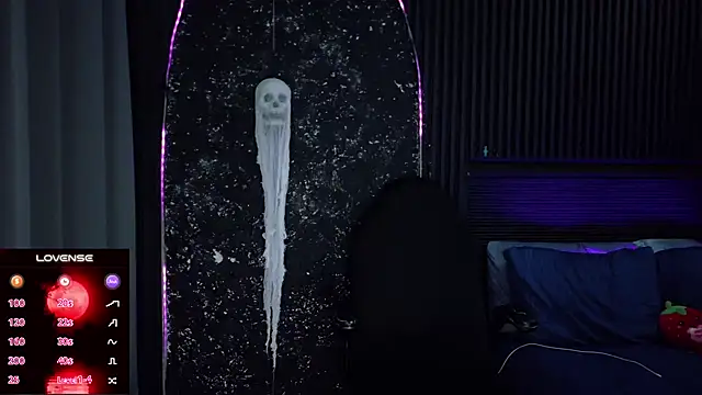 ZhoeStrong - strip naked