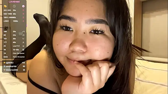 HikkoSinu - doggy pose