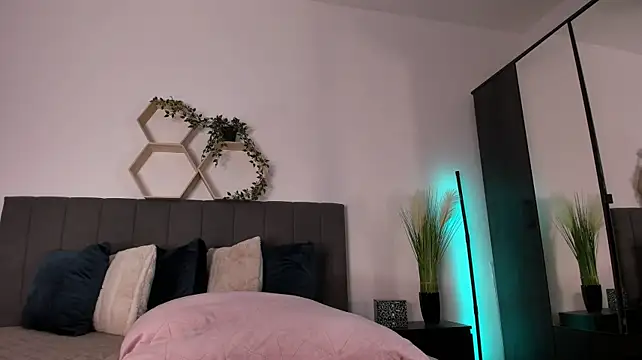 Rai_Raisa - PLAY WITH PUSSY, I WANT TO CUM WITH YOU