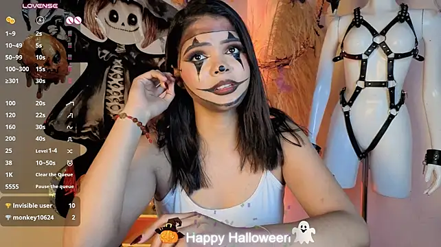 ConniecuteE - Show your boobs