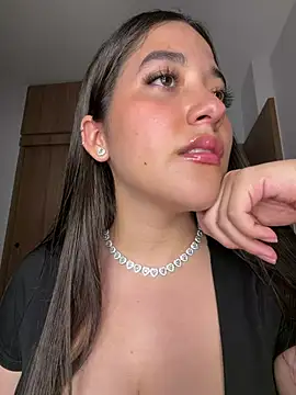 Nhefertary - SHOW TITIS +OIL 🍒