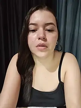 Camila897 - Peladinha