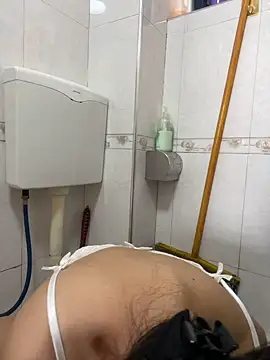 Huanhuan0188 - 完成目标🎯假鸡吧插逼 娇声叫爸爸操我