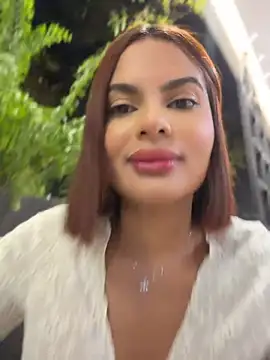 Irina_Velvett - Showing tits still strange💦🥴😈