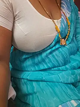 Tamil_Ammani - Boobs show😜😜😝🥰🔥🔥🔥