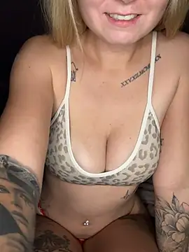 BlondieLinaaa - boobjob with dildo 🍒🍆