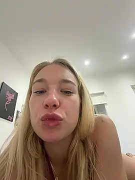 Zenyra_xx - Make my pussy wet