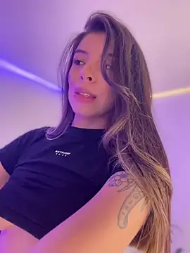 AmmyCollinsW - Keep me warm and wet😈