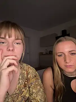 LisaFreierxx - Flash boobs 🥵
