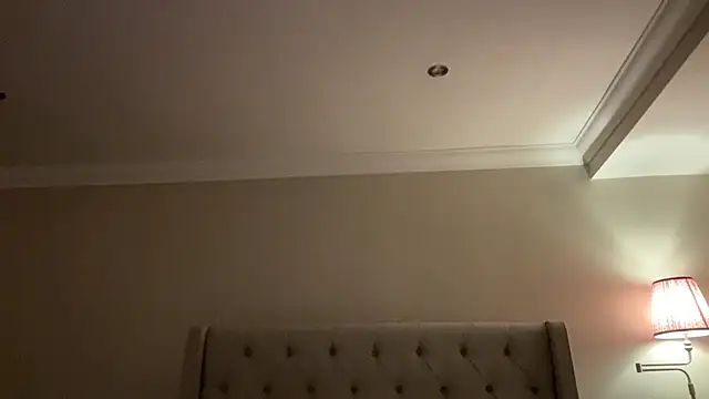 Erincheshire - LT GETS 10 MIN SQUIRT VID
