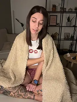 Luna_licous - Show Ass + LT gets snapchat