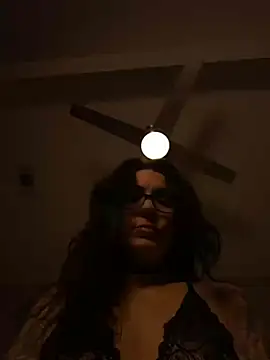 BeautifulMesss - Tits out