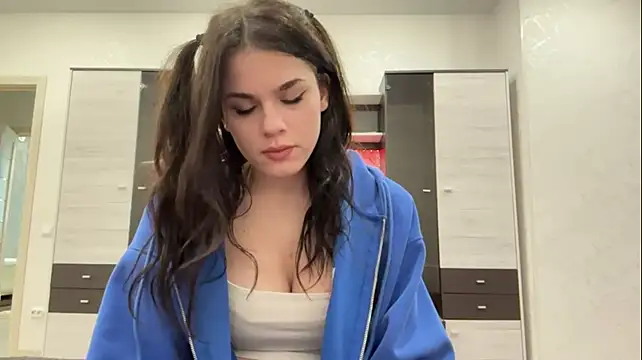 JeniceSourwine - Show panty color