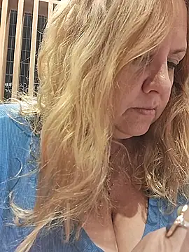 JennyInVegas - Cream on tits