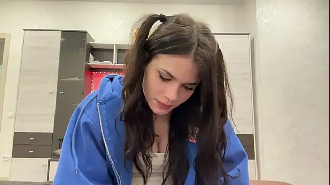 JeniceSourwine - Show panty color