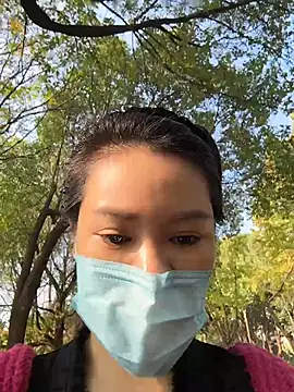 Luoluo-06 - 穿丁字裤直播3分钟