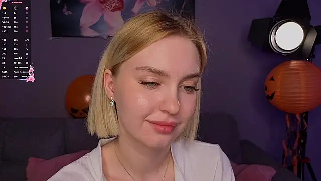 Eva_kiki - 🍑TAKE OFF MY SHORTS🍑
