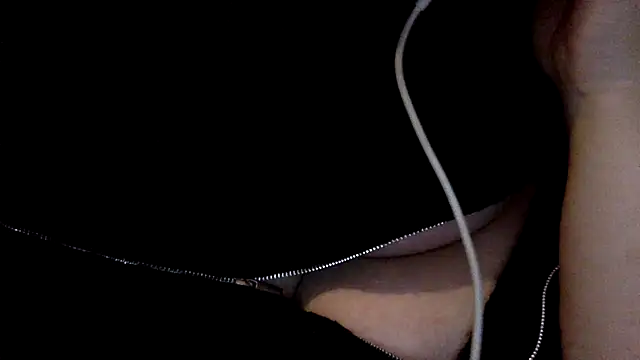 Lilou6262 - seins a l'air 30 sec