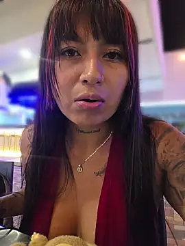 Luisa16xxx - Wet my pussy in mall public 👿🔥