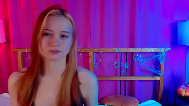 HannaWalton - toy control 4 min