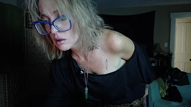 BrookiesLife - pussy show