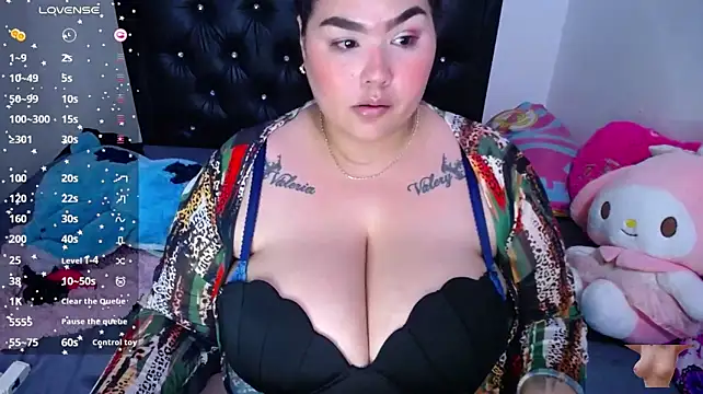 Fernanda_Big_Boobs - Today is my birthday, I hope you send me