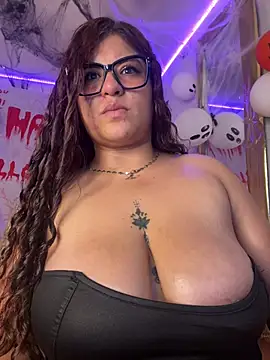 Kylievoosx - oil tits