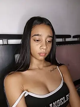 Zoe_Sweett18 - Naked+Dog styls