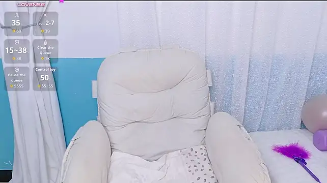 Yinzi_ - 给最后完成目标的哥哥控制小粉5分钟+脱内裤咬嘴里