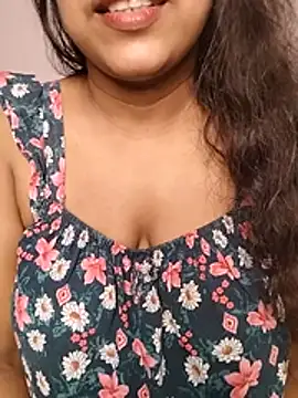 Quite_Malsha - Sqrite 🥵
