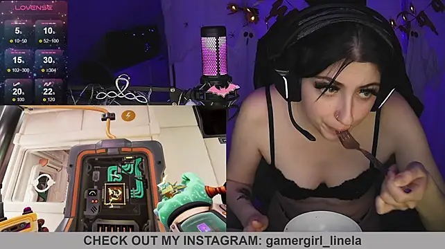 Gamergirl-Linela - LT Gets Halloween Special Video