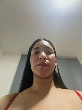 ArissDeLuna - TWERK WITH OIL