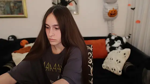 AliceKolltt - strip