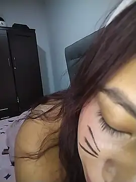 MelanyGomez - Sucking boobs🤤