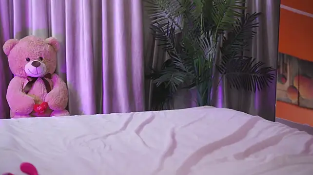 ElyssawetXX - Make these eyes role back 🙈💦