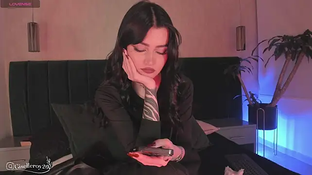 Giselle_royy - PLUG ANAL + HARD SPANKS