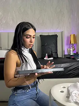 Yessica_Navarro - SHOW SQUIRT