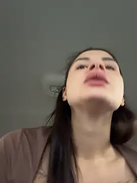 MiraReach - Make my pussy wet 💦