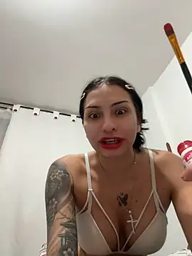 Hilary_pinkk - Show boobs 🍒