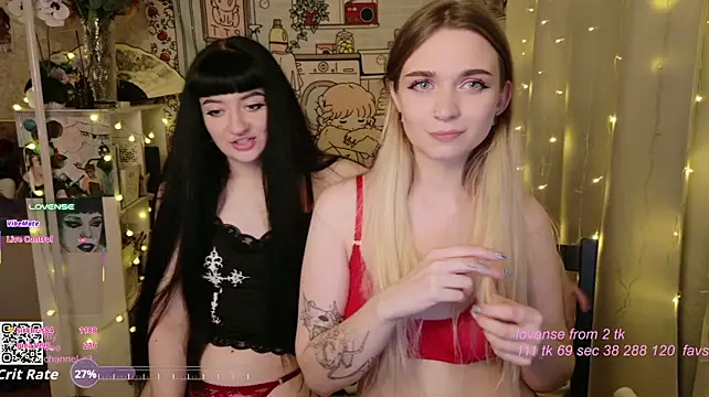 Lucysussy - tease with ass